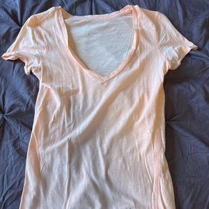 American Eagle VNeck T-shirt